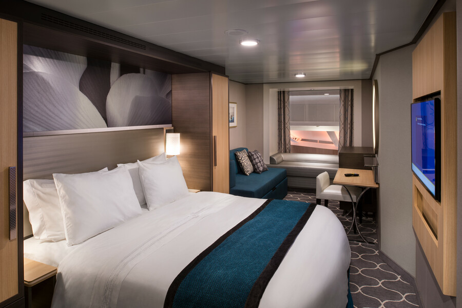 RCI Harmony of the Seas, Promenade View Interior.jpg